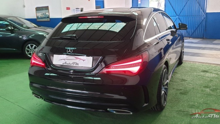Mercedes-Benz Classe CLA 220 AMG-LINE