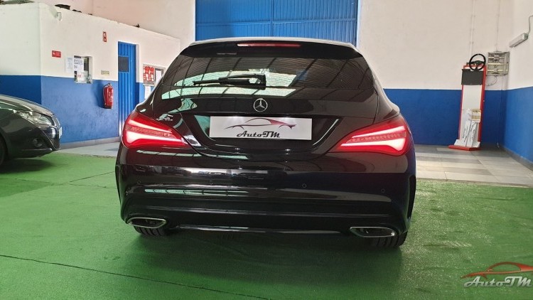 Mercedes-Benz Classe CLA 220 AMG-LINE
