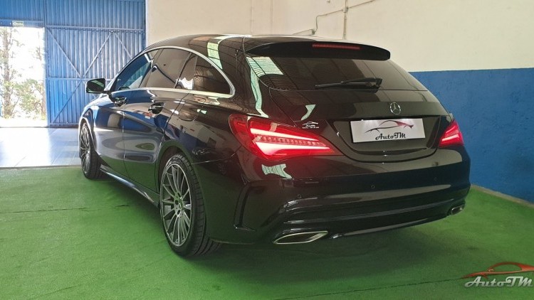 Mercedes-Benz Classe CLA 220 AMG-LINE
