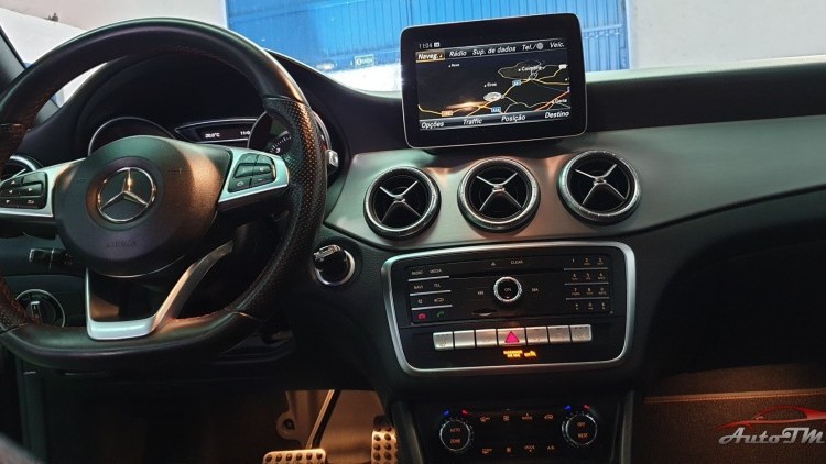 Mercedes-Benz Classe CLA 220 AMG-LINE