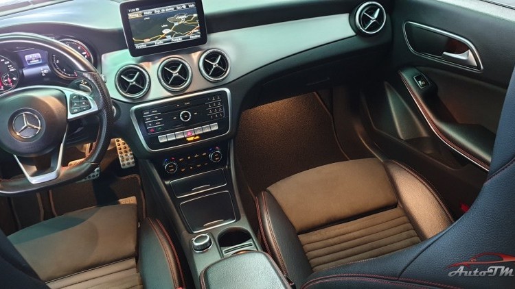 Mercedes-Benz Classe CLA 220 AMG-LINE