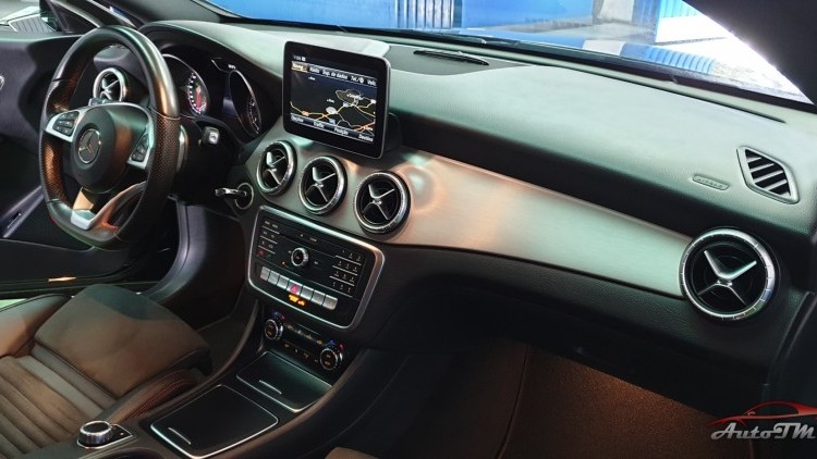 Mercedes-Benz Classe CLA 220 AMG-LINE