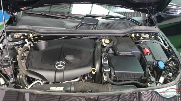 Mercedes-Benz Classe CLA 220 AMG-LINE
