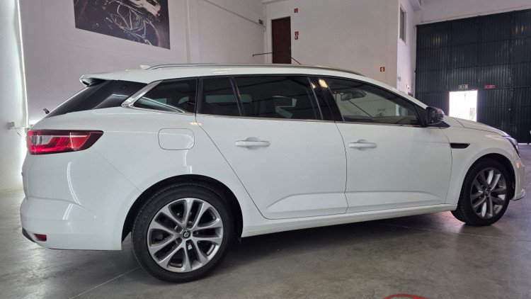 Renault M&eacute;gane Sport Tourer GT LINE
