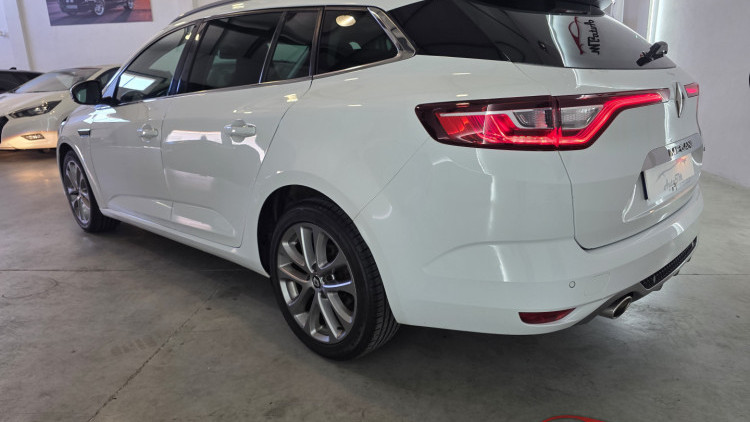 Renault M&eacute;gane Sport Tourer GT LINE