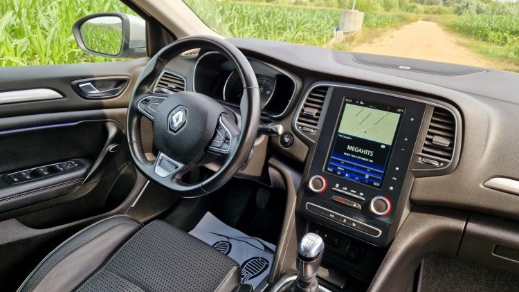 Renault M&eacute;gane Sport Tourer BOSE Edition
