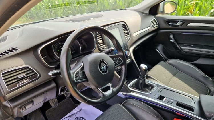 Renault M&eacute;gane Sport Tourer BOSE Edition