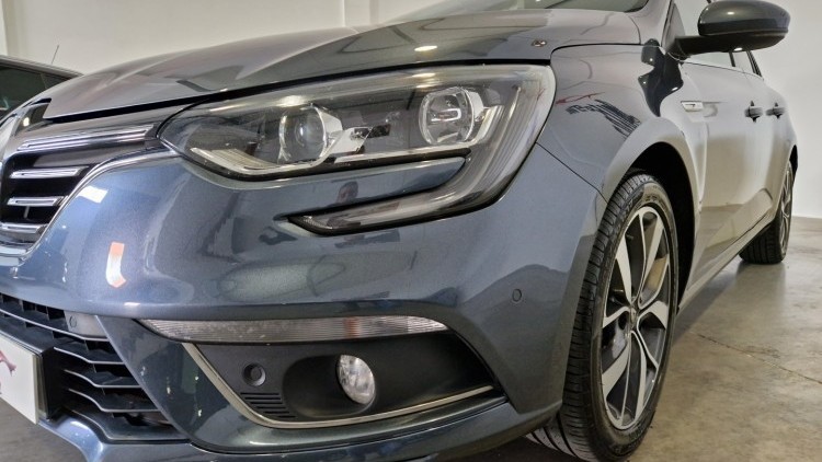 Renault M&eacute;gane Sport Tourer BOSE Edition