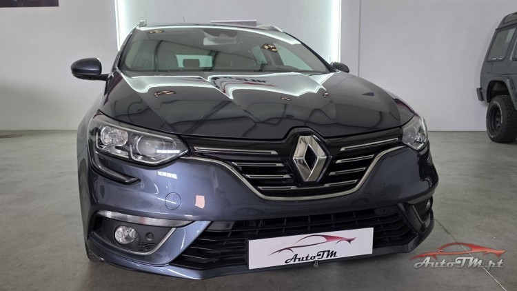 Renault M&eacute;gane Sport Tourer BOSE Edition