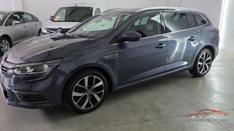 Renault M&eacute;gane Sport Tourer BOSE Edition
