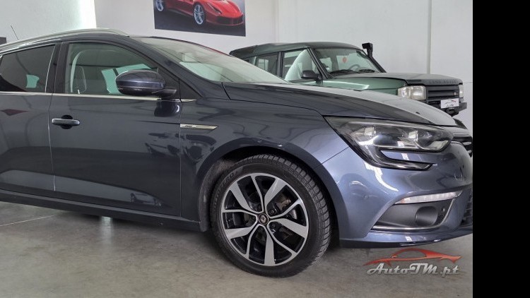 Renault M&eacute;gane Sport Tourer BOSE Edition