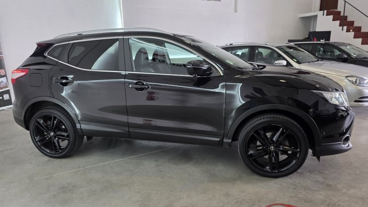Nissan Qashqai BLACK EDITION Edi&ccedil;&atilde;o limitada