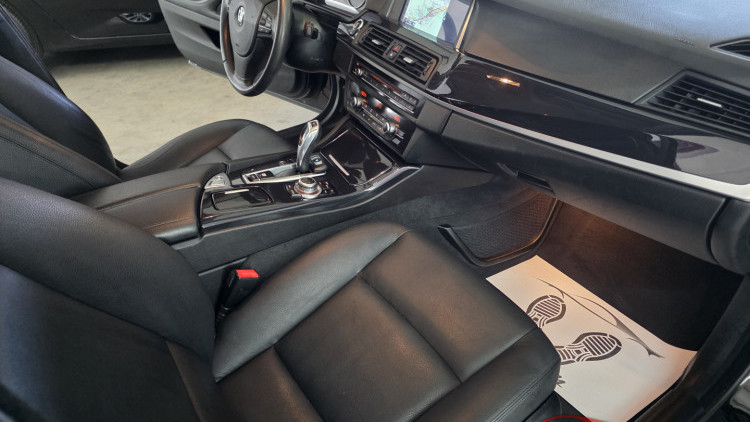 BMW S&eacute;rie 5 - 520